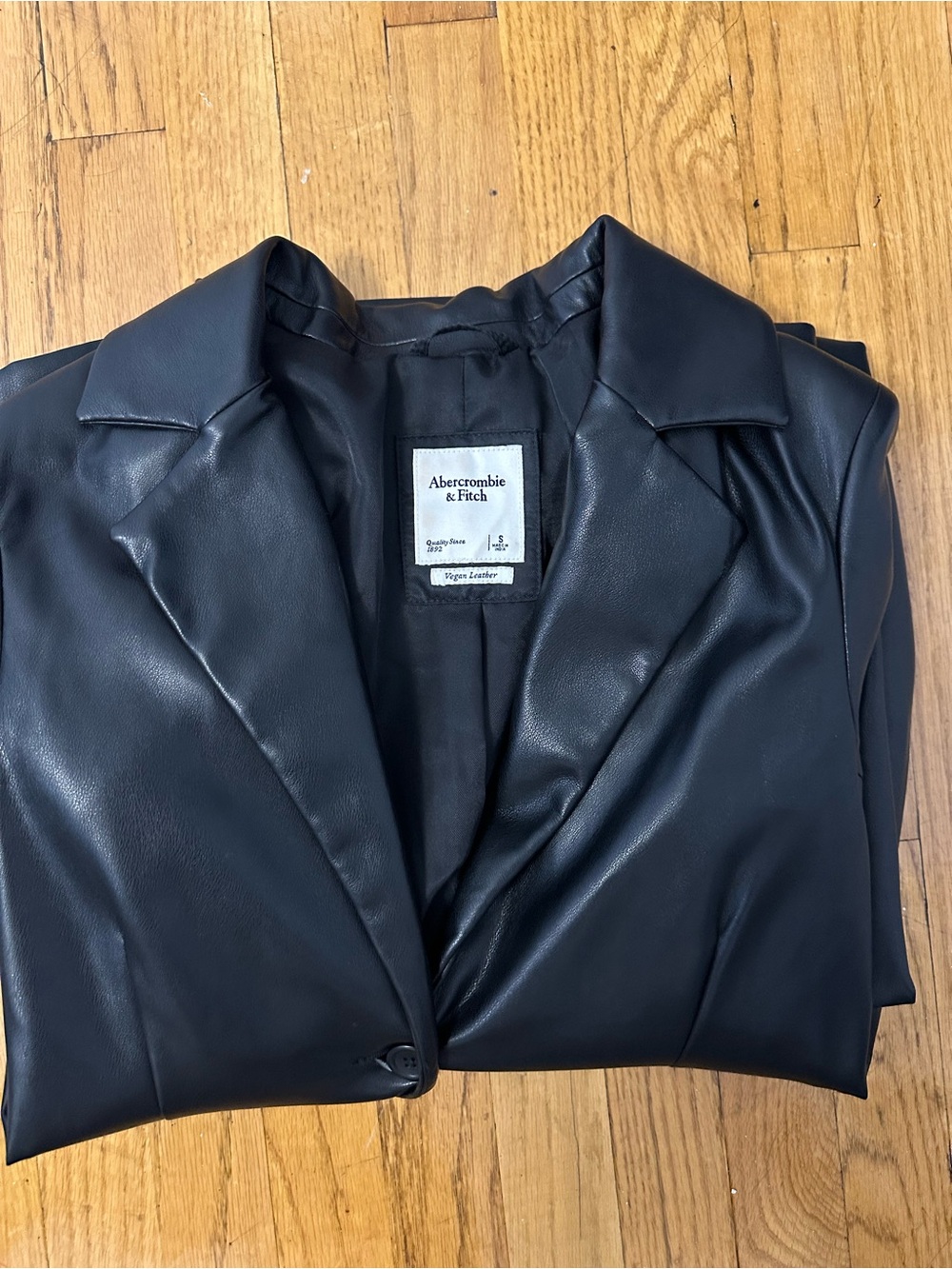 Abercrombie & Fitch Black Faux Leather Blazer - Picture 2 of 5